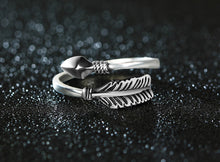 Load image into Gallery viewer, Sterling Silver Arrow Open Ring