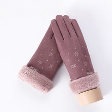 Load image into Gallery viewer, Noble™ Cashmere Touch Screen Gloves with Double Thick Plush