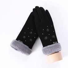 Load image into Gallery viewer, Noble™ Cashmere Touch Screen Gloves with Double Thick Plush