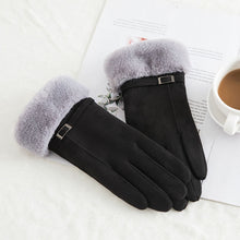 Load image into Gallery viewer, Noble™ Cashmere Touch Screen Gloves with Double Thick Plush