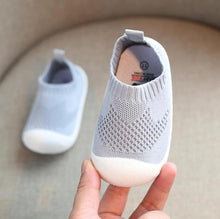 Load image into Gallery viewer, 'Booney' Mesh Comfort Toddler Sport Sneaker