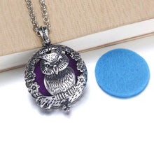 Load image into Gallery viewer, Essential Oil / Perfume Diffusing Locket Necklace
