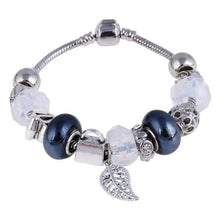 Load image into Gallery viewer, Charming Crystal Bracelet
