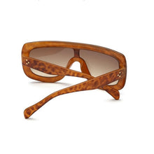 Load image into Gallery viewer, Feminine Shield Oversized Sunglasses
