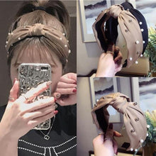 Load image into Gallery viewer, Pearls Solid Bow Knotted Hairband
